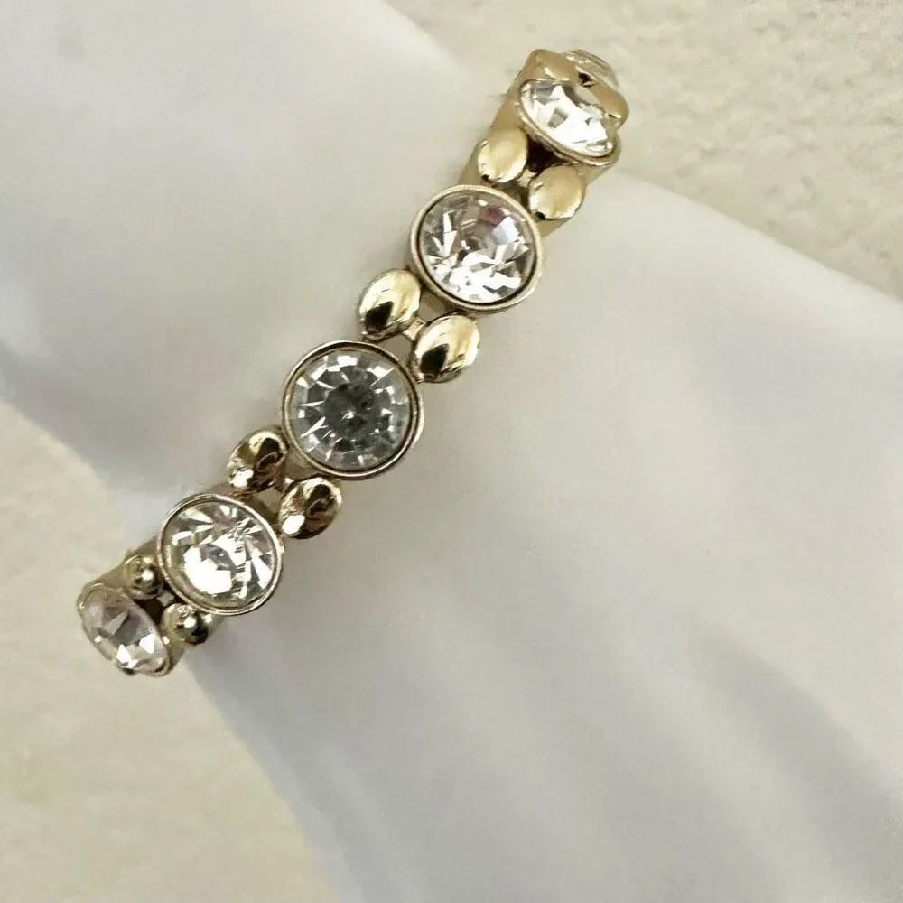 Gold tone rhinestone stretchy bracelet